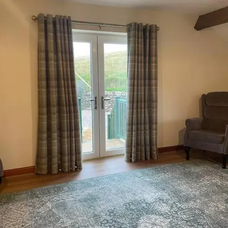 Braffin @ Fellside Farm, Pennington, Ulverston Holiday home *